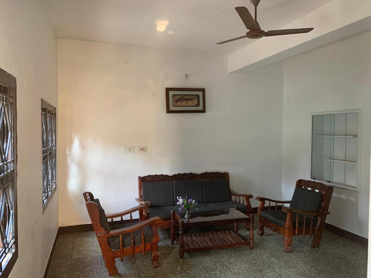 Hotel Caveri Inn Madikeri Εξωτερικό φωτογραφία