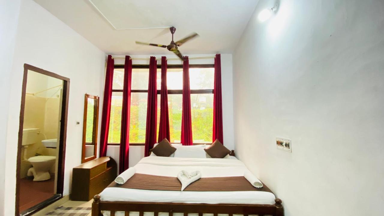 Hotel Caveri Inn Madikeri Εξωτερικό φωτογραφία