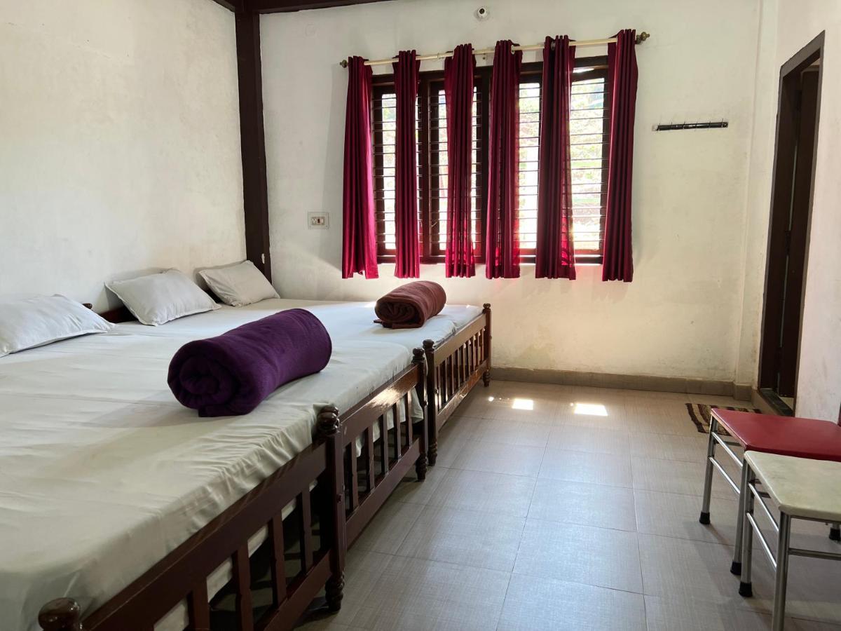 Hotel Caveri Inn Madikeri Εξωτερικό φωτογραφία