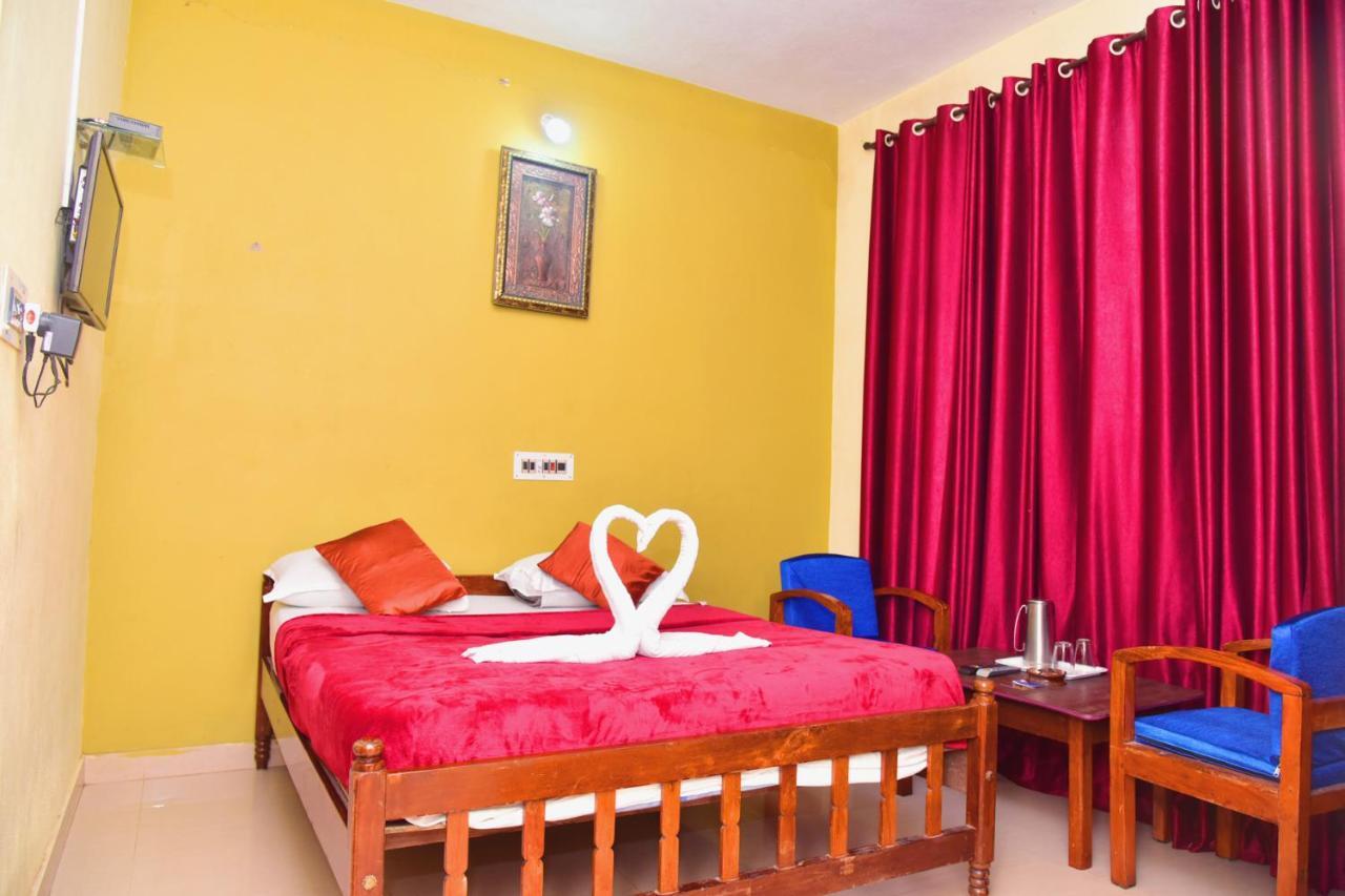 Hotel Caveri Inn Madikeri Εξωτερικό φωτογραφία